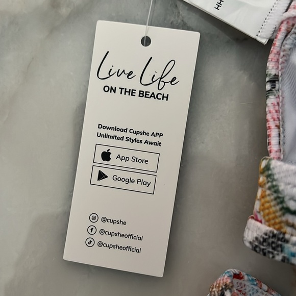 NWT Cupshe Chevron V-Neck Triangle Top & O-Ring Hipster Bikini Set - Picture 5 of 9